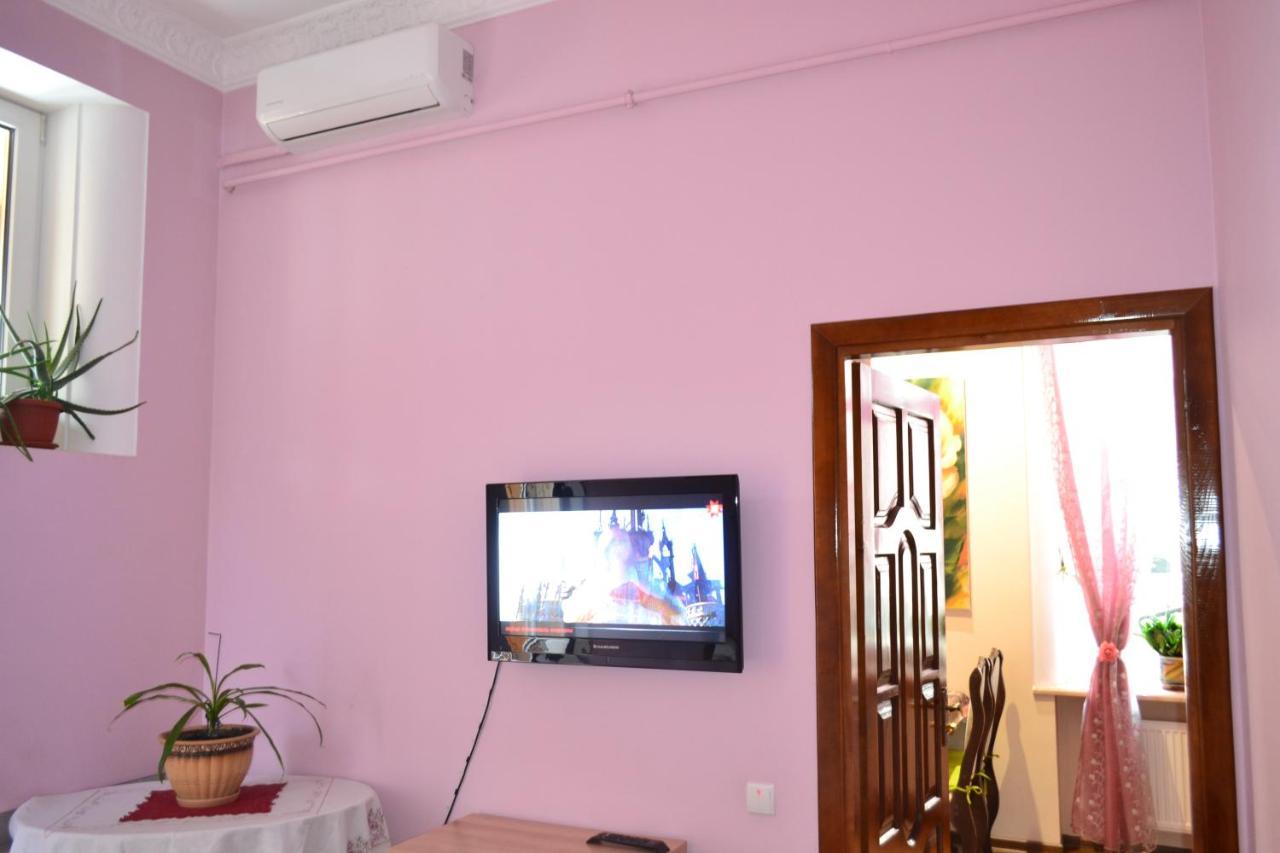 טרנופיל Apartment On Shevchenka Boulevard מראה חיצוני תמונה